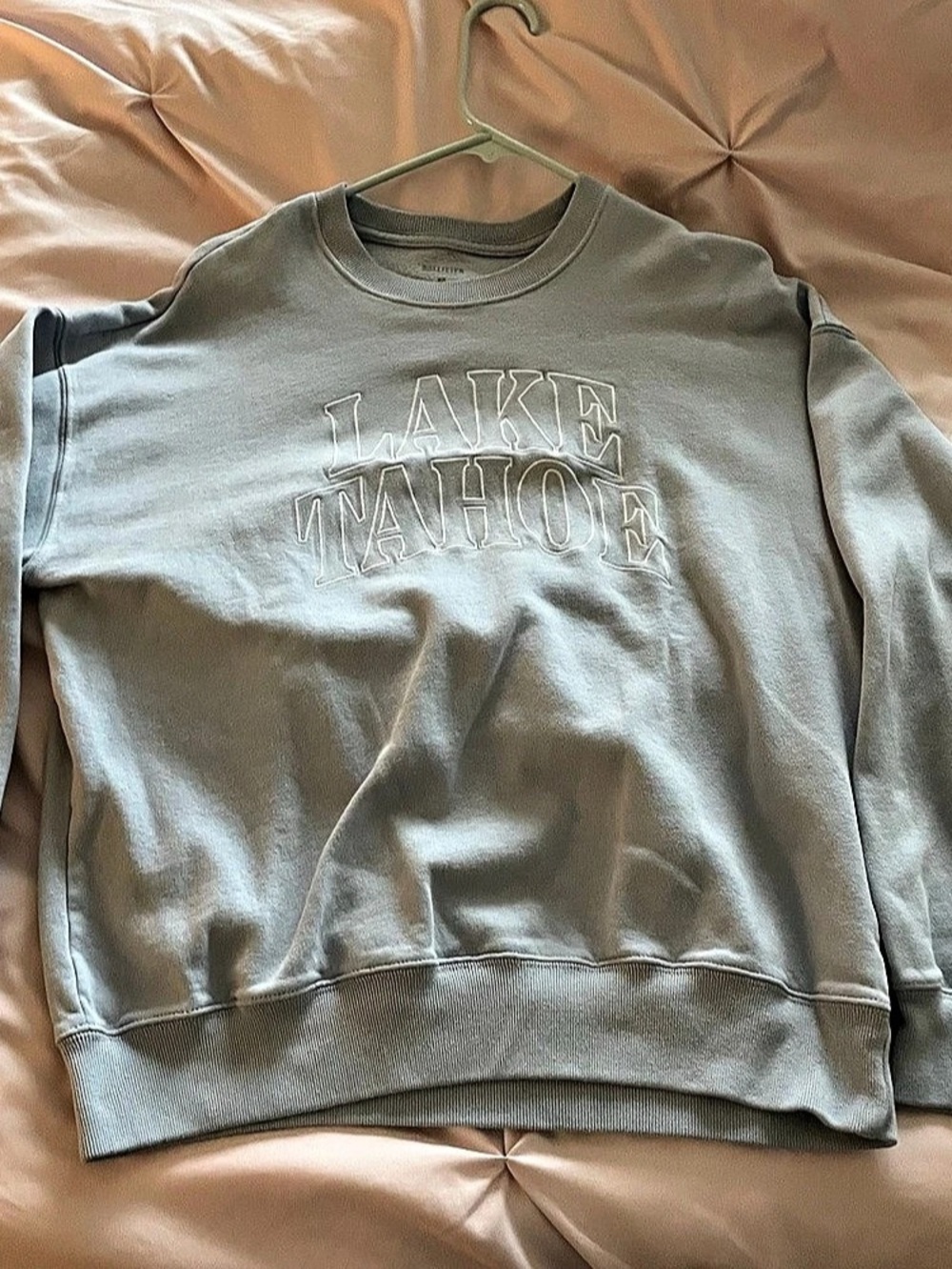Hollister Lake Tahoe Graphic Crewneck Sweatshirt XS